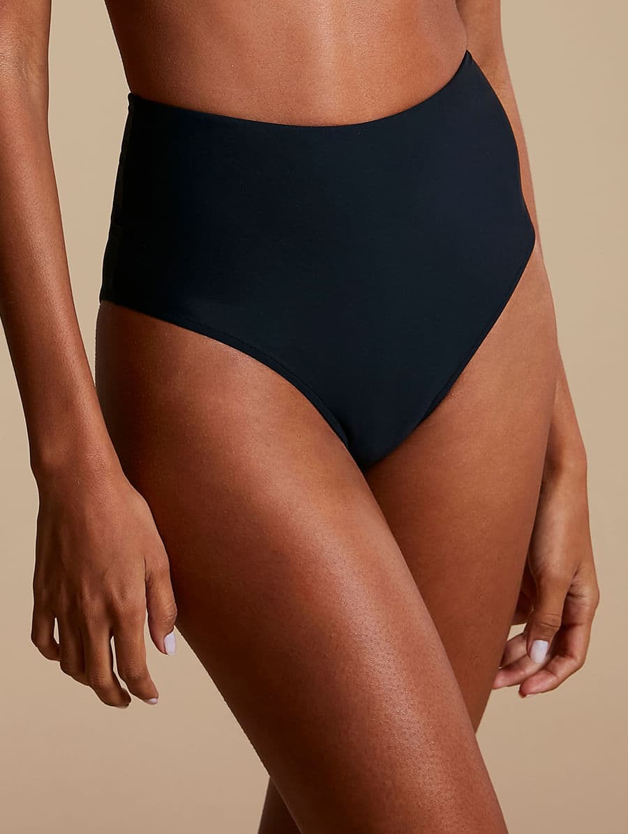 Calcinha Biquíni Hot Pants Preto
